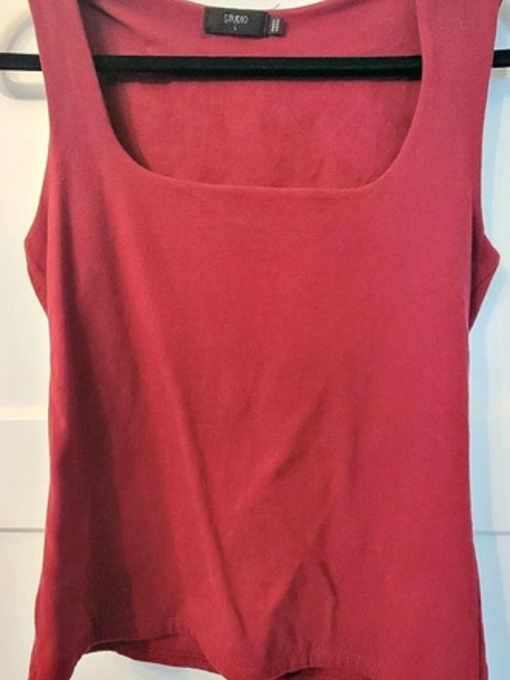 Studio Red Tank Top Size Large
